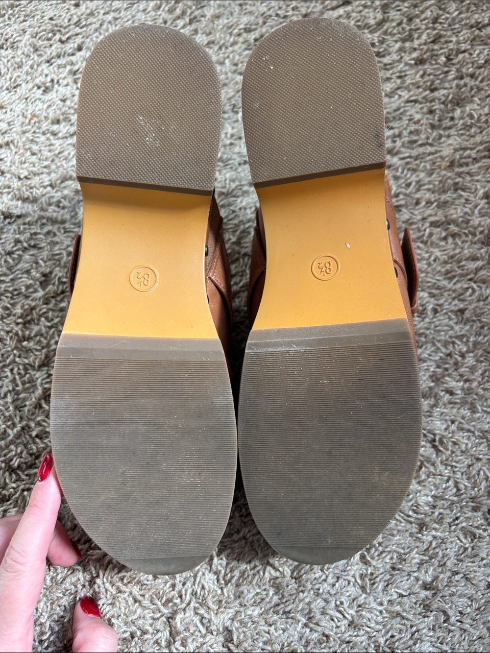 Universal Thread Clogs - Picture 4 of 5
